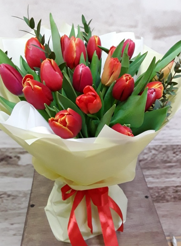 Букет&laquo;Карри&raquo; 17 тюльпанов от интернет-магазина цветов в 