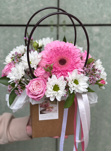 Композиция с герберой «Солнышко» от интернет-магазина цветов в 