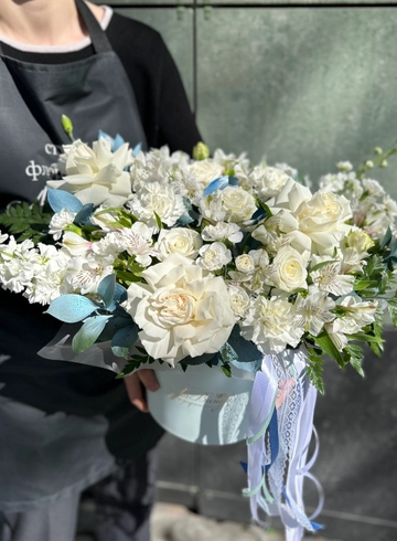 Композиция «Нежные чувства» от интернет-магазина цветов в 