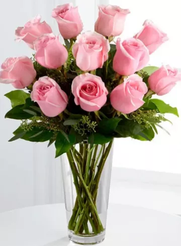Букет из 11 розовых роз «Красотка» от интернет-магазина цветов в 