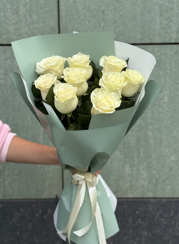 Букет из роз «Легкость» от интернет-магазина цветов в 